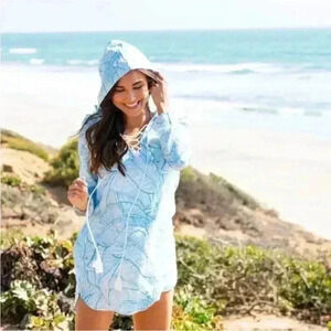 Charlie Holiday Size 4 Hooded Tropical Swim Cover Up with Tassels